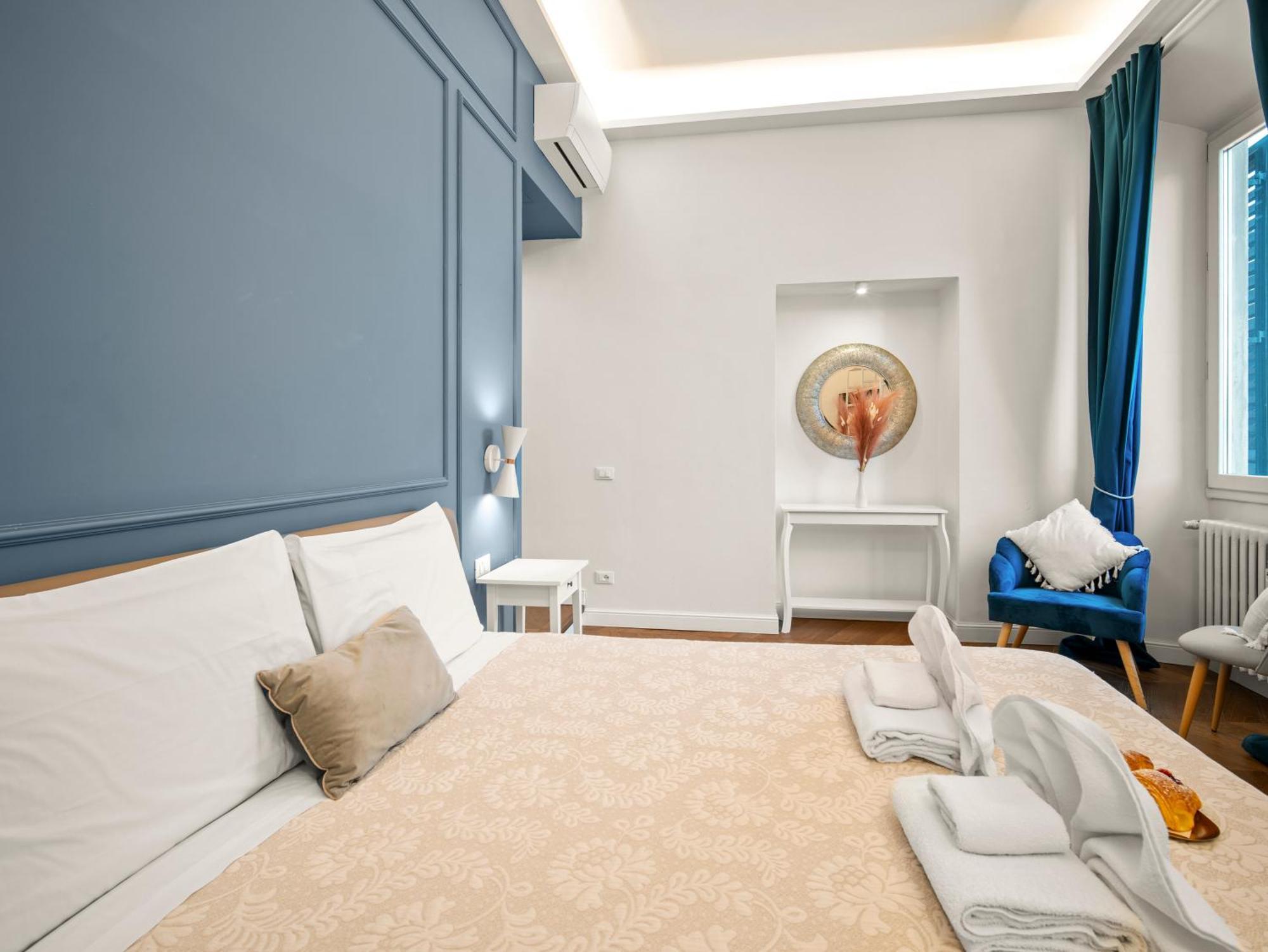 Four Season's Luxury 300 Mt From Duomo *